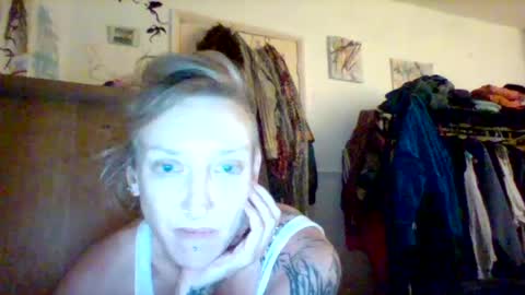 Snapshot of nici1977666 chatting on July 2026 10:00:01 PM nics online show from July 2026 10:00:01 PM