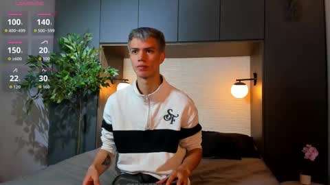 Nick  online show from October 2025 12:06:02 PM