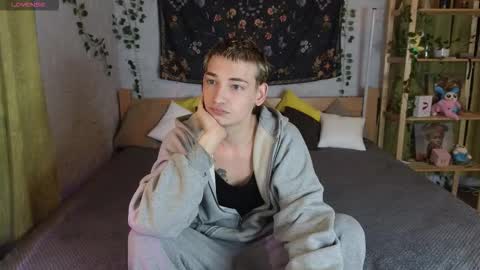 Nick online show from November 2025 05:23:02 PM