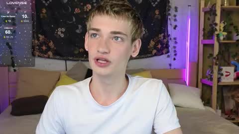 Nick online show from November 2025 07:15:01 PM