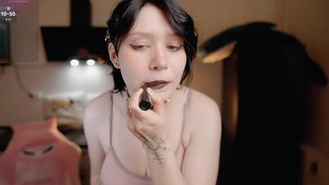 nickari_x online show from June 2026 05:35:02 AM