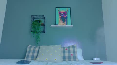 NICKI FOX  online show from November 2025 07:41:02 PM