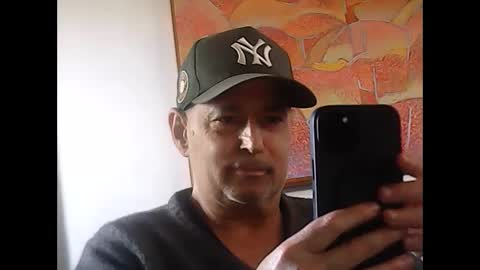 Snapshot of nickincali chatting on December 2024 07:10:02 PM nickincali online show from December 2024 07:10:02 PM