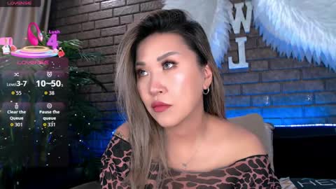 Snapshot of nicky_owl chatting on May 2026 09:48:01 AM Today is my 41st birthday And in 2 hours Im waiting for you on the stream Stock up on tokens and a good mood Nicky online show from May 2026 09:48:01 AM