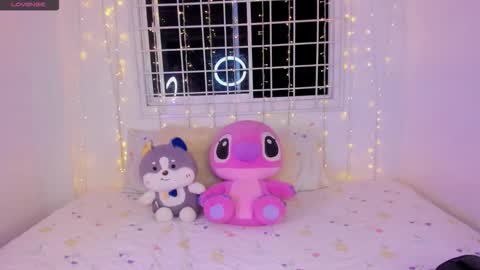 Nicky  online show from September 2025 04:12:02 AM