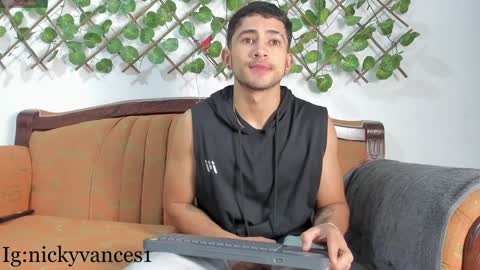 nicky online show from January 2025 07:24:01 PM