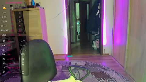 Snapshot of nicky_weekends chatting on March 2025 10:32:01 PM Nicky Weekends online show from March 2025 10:32:01 PM