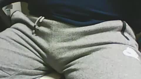 Nico online show from December 2025 06:03:02 PM