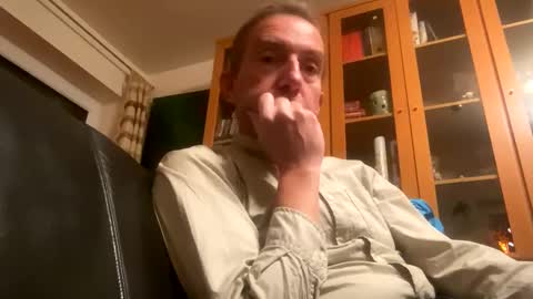 Snapshot of nico181969 chatting on January 2025 04:32:02 PM Nico online show from January 2025 04:32:02 PM