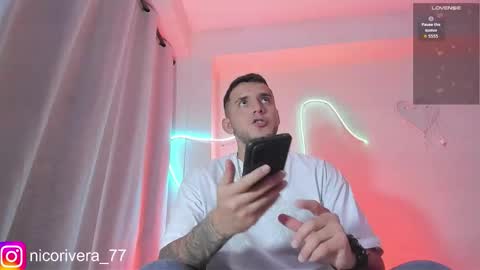 Nicolas online show from January 2026 07:02:01 AM