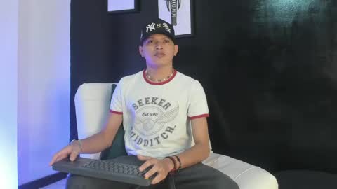 nico_saint_ online show from June 2026 11:34:02 AM
