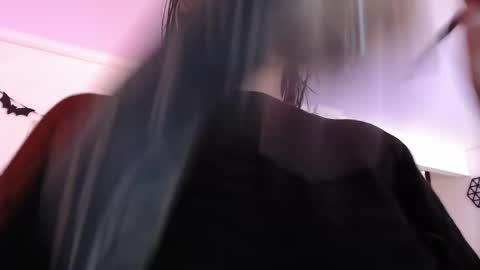 Nico Blacke     online show from October 2025 12:17:01 PM