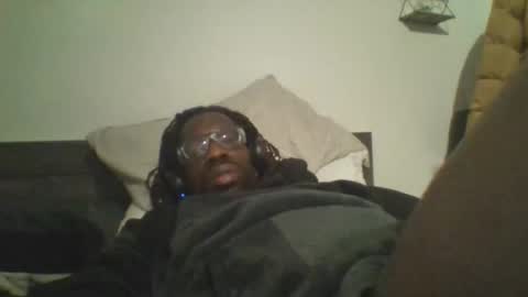 dickson85 online show from April 2026 09:46:02 AM