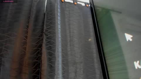 Snapshot of nicohillx chatting on January 2026 05:23:02 AM nicohillx online show from January 2026 05:23:02 AM