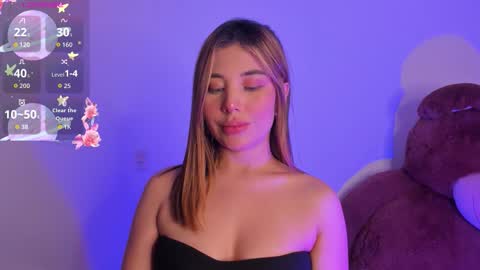 Nicol Gw online show from November 2025 06:00:02 AM