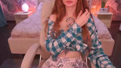 Nicol Moonn online show from July 2026 12:44:01 PM