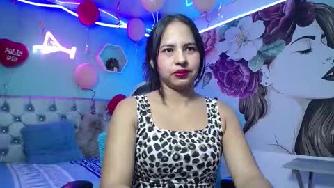 nicol_ross19 online show from February 2026 03:02:02 AM