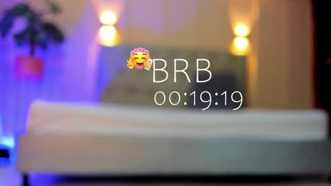 Your baby Nicol  online show from December 2024 04:17:01 PM