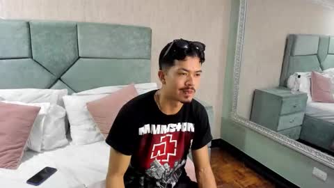 Snapshot of nicolaikarav chatting on January 2026 11:58:02 AM Nicolai online show from January 2026 11:58:02 AM