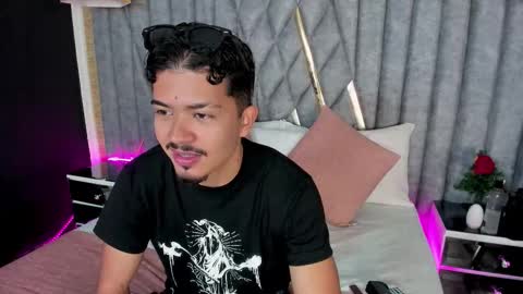 Snapshot of nicolaikarav chatting on February 2026 12:04:02 PM Nicolai online show from February 2026 12:04:02 PM