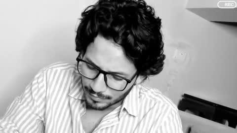 nicolasrodrii online show from March 2025 09:36:02 PM