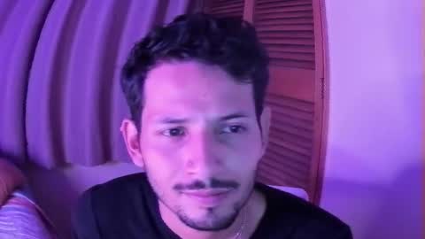 nicolasrodrii online show from February 2026 11:25:02 PM