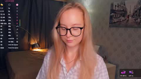 Nicoletta online show from November 2025 06:08:01 PM