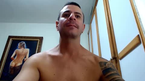 Nicolay online show from February 2025 11:03:02 PM