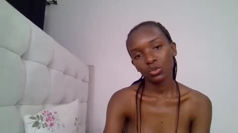 nicole161117 online show from February 2026 07:51:01 PM