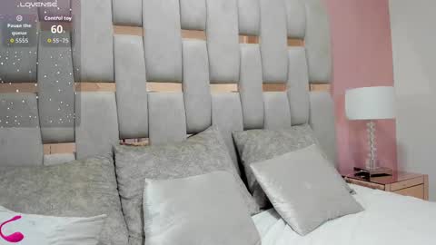 nicole_fisherr online show from October 2025 05:03:02 AM