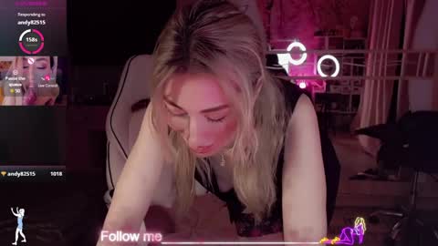 Nicole online show from April 2026 11:09:02 PM