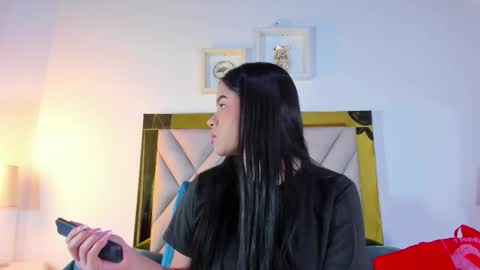 Snapshot of nicole_grace0 chatting on October 2025 12:01:02 PM nicole_grace0 online show from October 2025 12:01:02 PM
