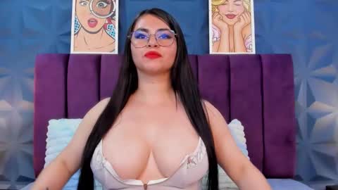 Nicole online show from February 2026 03:23:01 AM