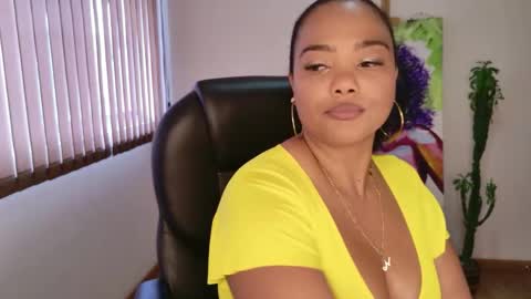 nicole_lushh online show from June 2026 05:25:01 PM