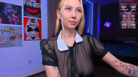 Nicole online show from February 2025 08:52:02 PM