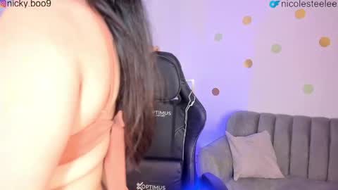 Snapshot of nicole_steelee chatting on June 2026 02:14:02 AM Nicole online show from June 2026 02:14:02 AM