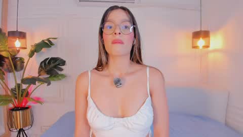 N A T A L I A online show from March 2026 08:54:01 PM