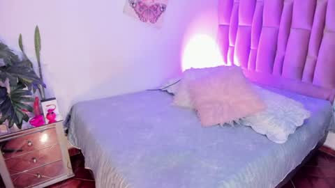 nicol online show from June 2026 05:32:02 AM