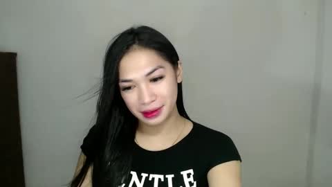 NICOLE online show from January 2025 01:27:01 PM