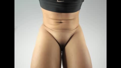 Snapshot of nicolefluffypussy chatting on April 2026 02:21:01 PM Nicole jaymes online show from April 2026 02:21:01 PM