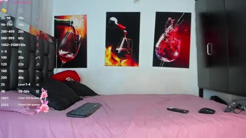 nicolle_hanks1 online show from April 2026 02:51:02 AM