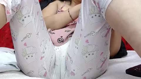 NICOLLE online show from January 2026 09:53:02 PM