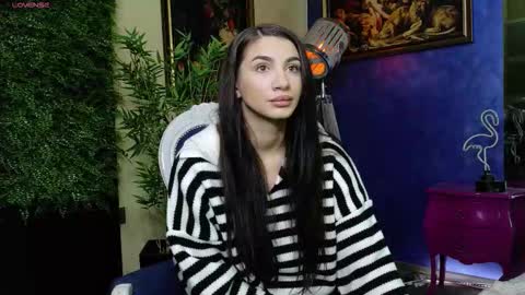 Nicolle online show from December 2025 10:35:02 AM