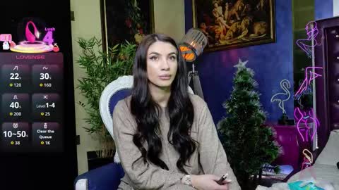 Nicolle online show from December 2025 11:16:02 AM