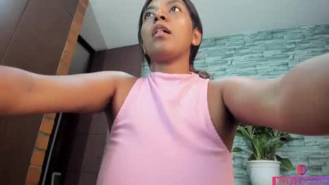 nicollesofia3 online show from February 2025 06:45:01 PM