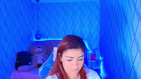 Snapshot of nicolletaylorq chatting on November 2025 03:23:01 AM Nicolle Miley online show from November 2025 03:23:01 AM