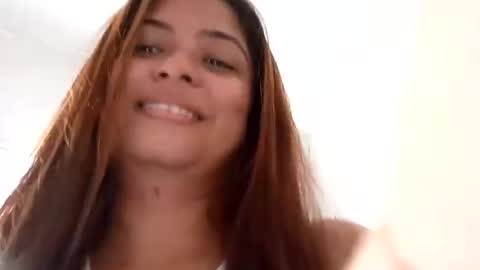 Snapshot of nicollgreen chatting on September 2025 01:58:01 PM NicollGreen online show from September 2025 01:58:01 PM