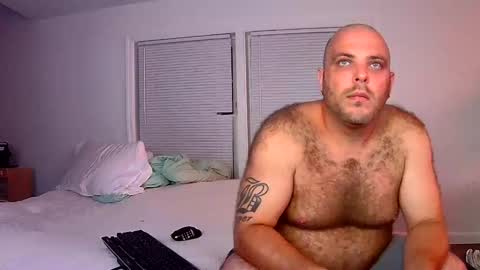 Snapshot of nightlifecouple chatting on October 2025 04:20:02 AM nightlifecouple online show from October 2025 04:20:02 AM