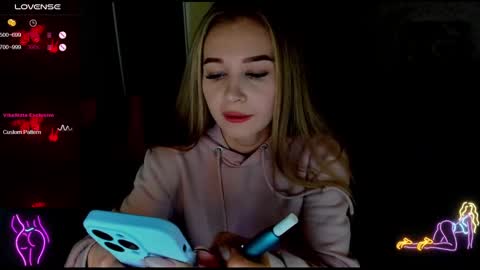 nigo_nika online show from December 2024 11:40:02 AM