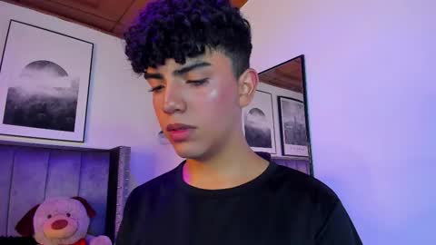 niick_twink online show from October 2025 07:44:02 PM